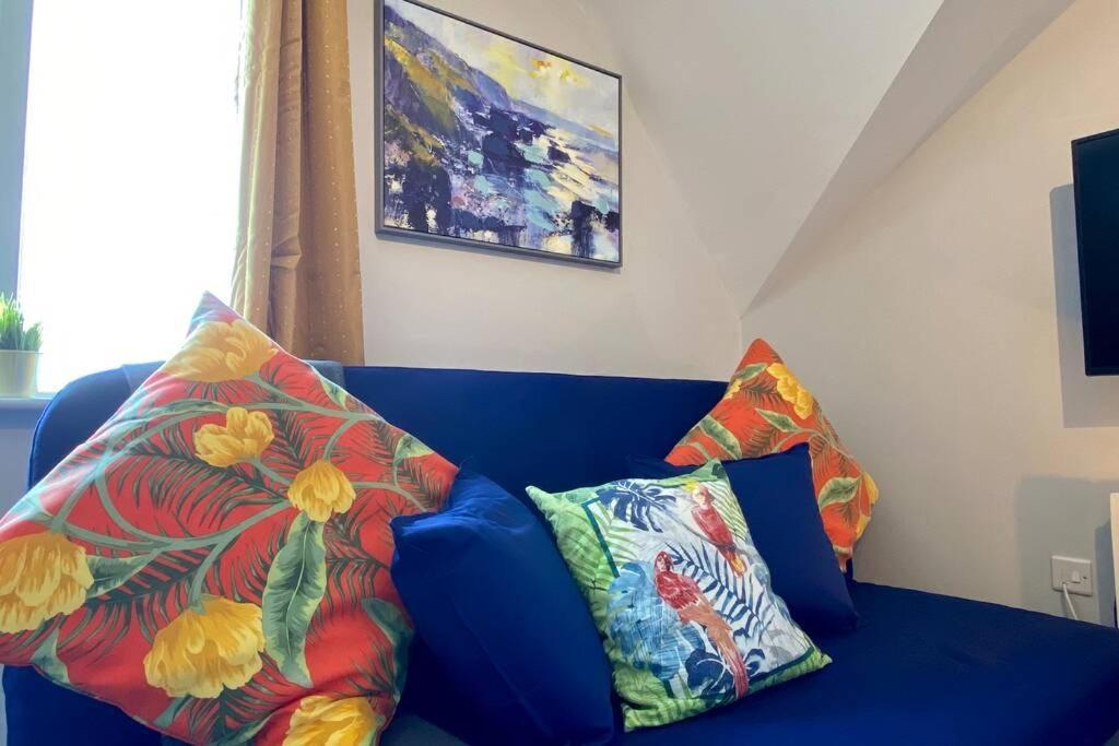 Beachside Bliss: Stylish Near * Bournemouth